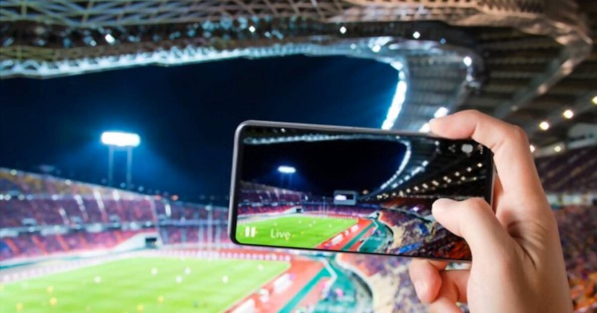 The Impact of Social Media on Sport: Transforming the Game